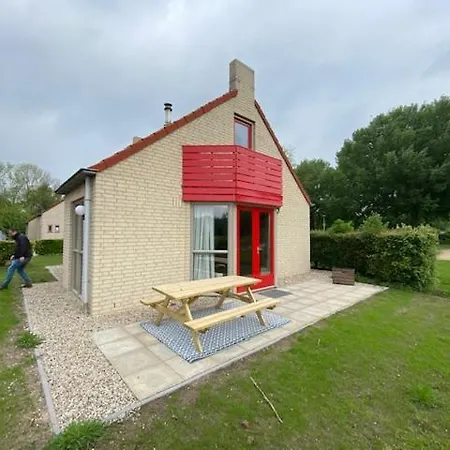 Broeckhuys Lakeview Vip Bungalows 6p Aan Het Water En Wijds Uitzicht Holiday home *
