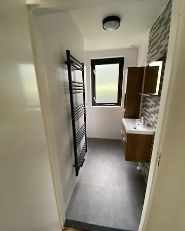 Broeckhuys Lakeview Vip Bungalows 6p Aan Het Water En Wijds Uitzicht Holiday home